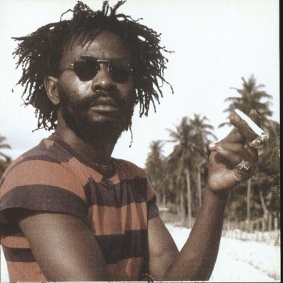 Social Living Burning Spear (Уинстон Родни): Social Living