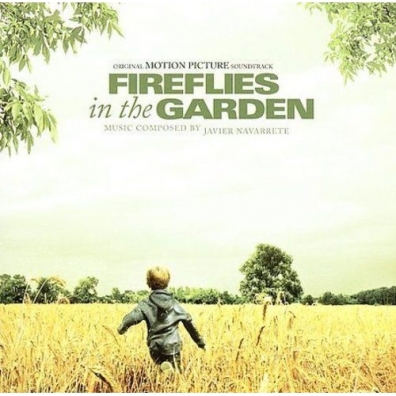 Fireflies In The Garden (Javier Navarrete)