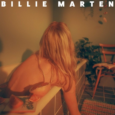Billie Marten (Билли Мартен): Feeding Seahorses By Hand